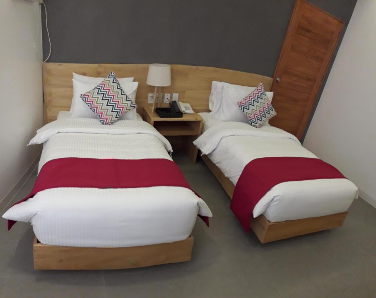 Bay'S Inn Baler Luaran gambar
